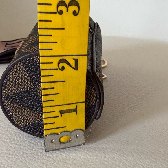 Fashion Print Mini Zip Barrel Purse Keychain Charm Brown Black Mini Scarf Accent - Picture 8 of 8